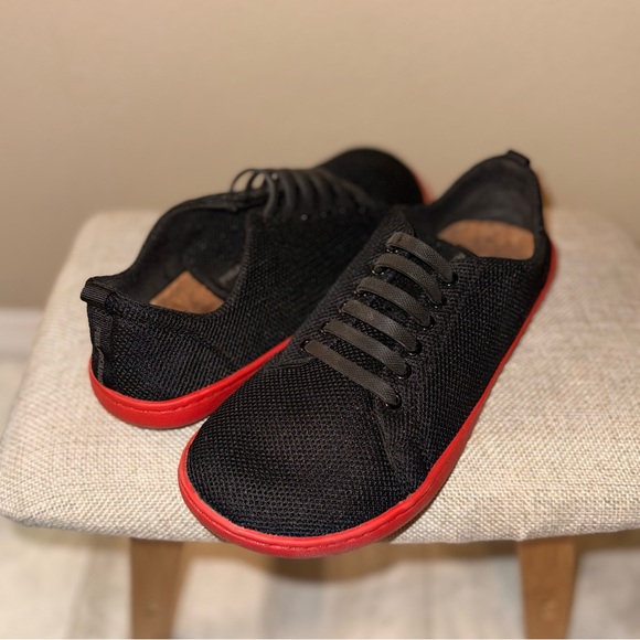 Shoes - Feel Grounds Black Sneakers with Red Soles